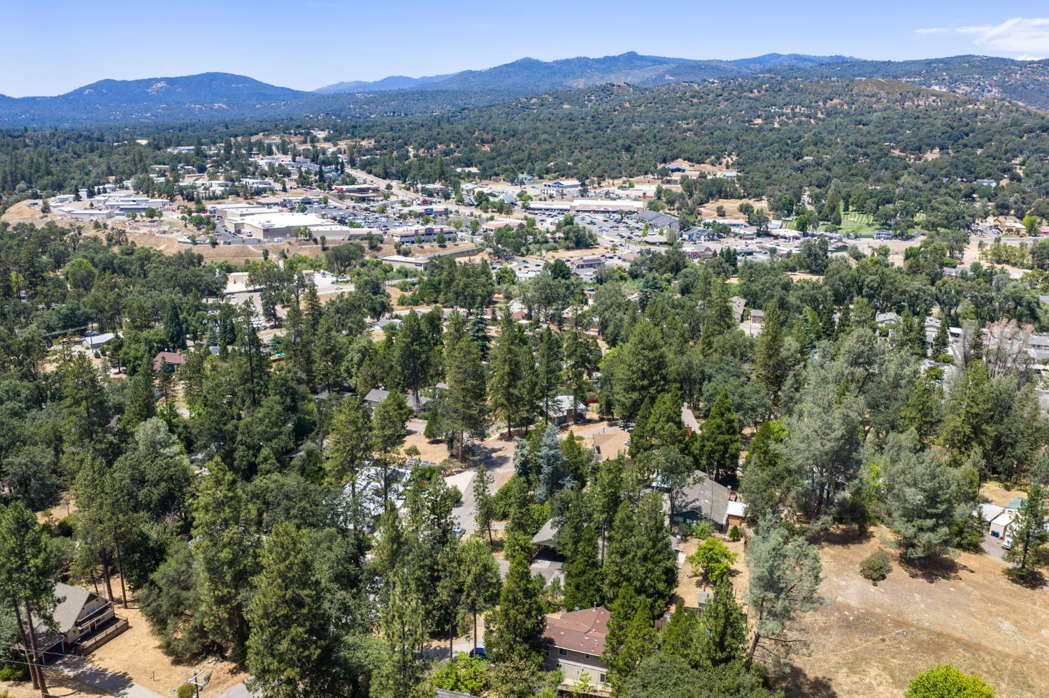 39749 Pine Ridge Road Oakhurst, CA 93644 - Photo 49 of 58