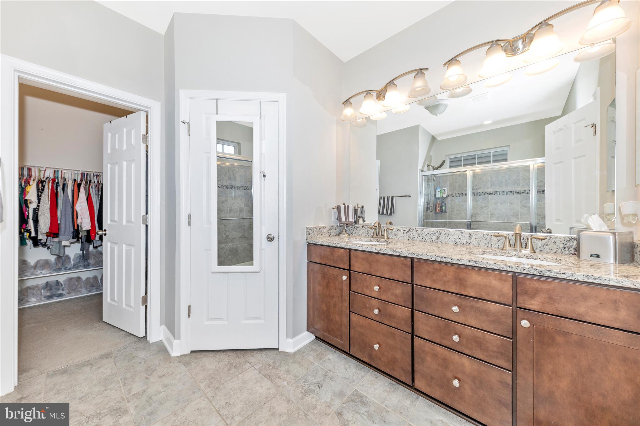 825 Holden Road Frederick, MD 21701 - Photo 23 of 61 Primary Bathroom