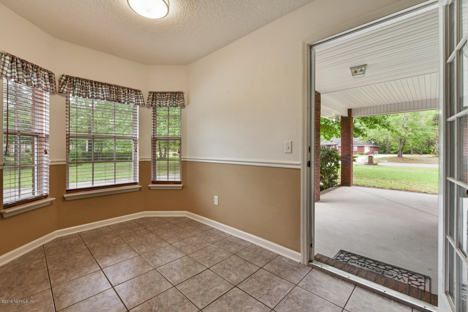 4515 Raintree Drive Macclenny, FL 32063 - Photo 7 of 24 012_1600x1067_mls_1600x1067