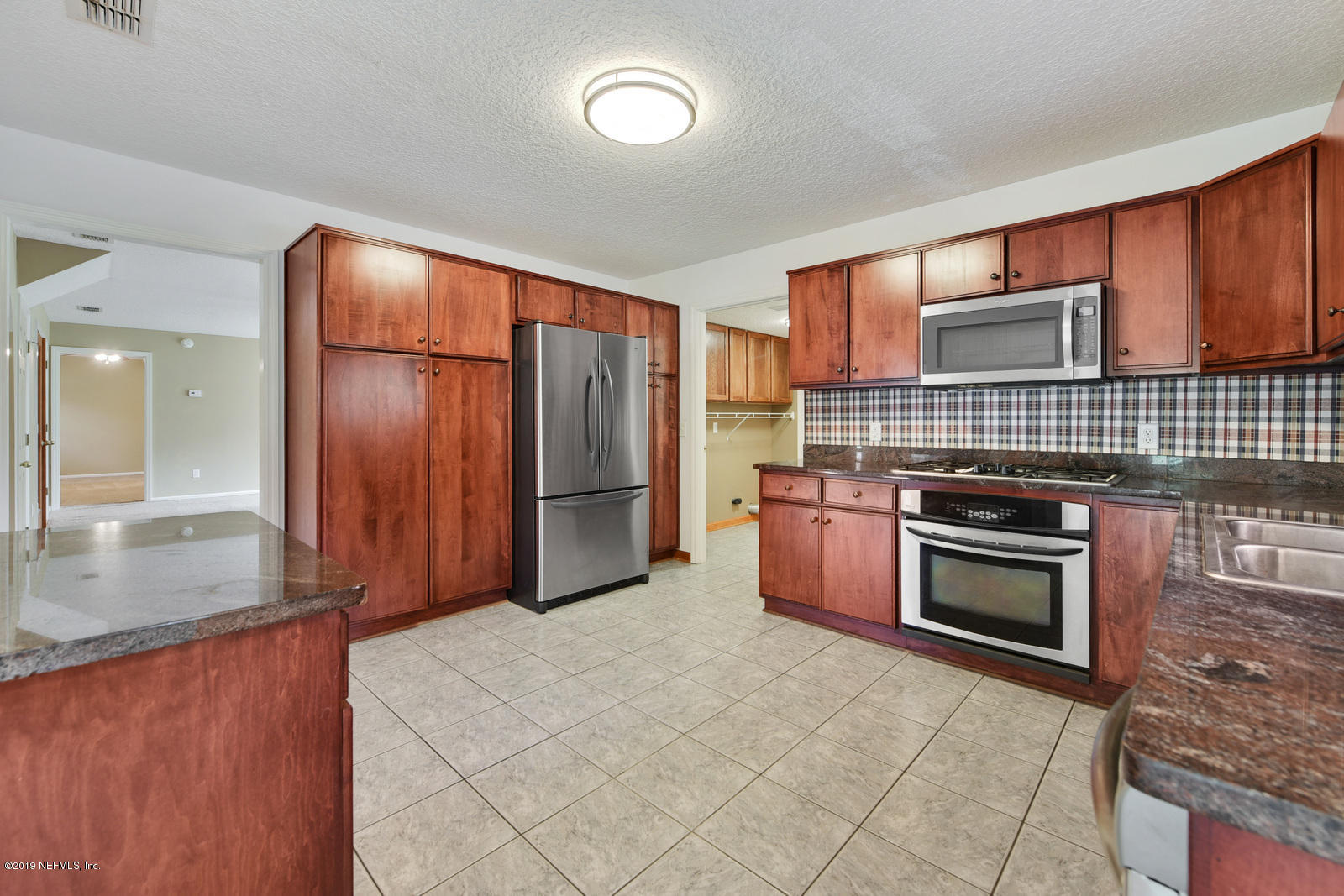 4515 Raintree Drive Macclenny, FL 32063 - Photo 8 of 24 013_1600x1067_mls_1600x1067