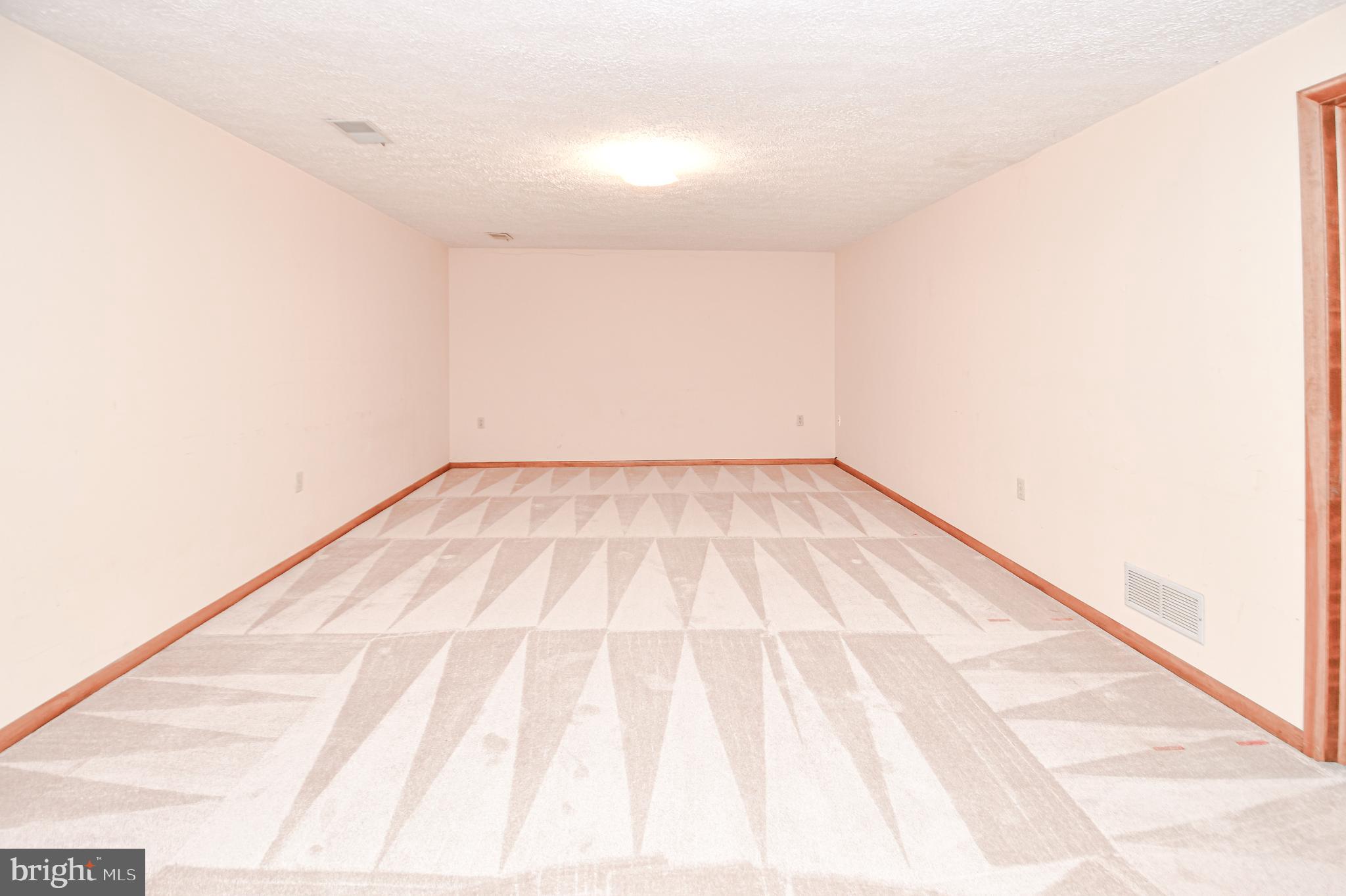 8008 Dustin Drive Frederick, MD 21701 - Photo 25 of 30