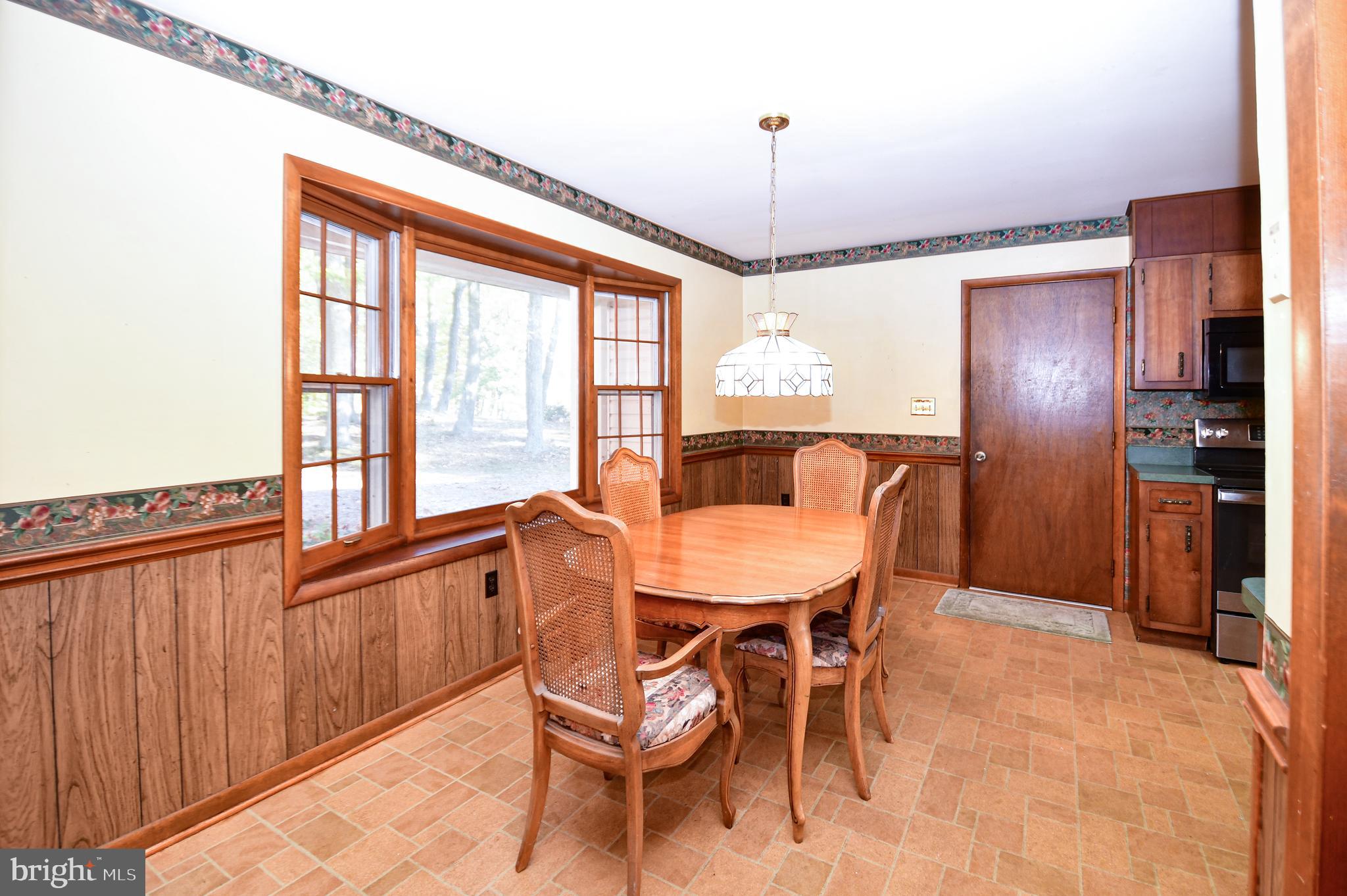 8008 Dustin Drive Frederick, MD 21701 - Photo 3 of 30