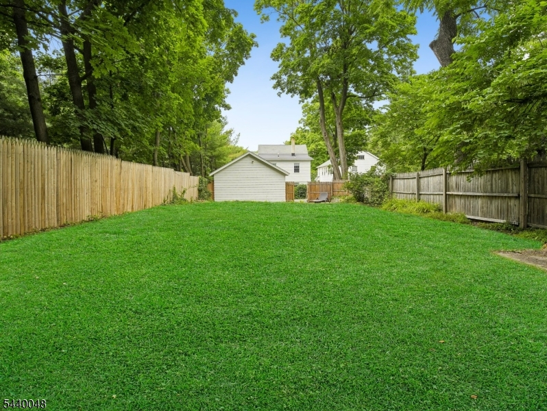 485 Valley Road, Unit 2 Montclair, NJ 07043 - Photo 26 of 32
