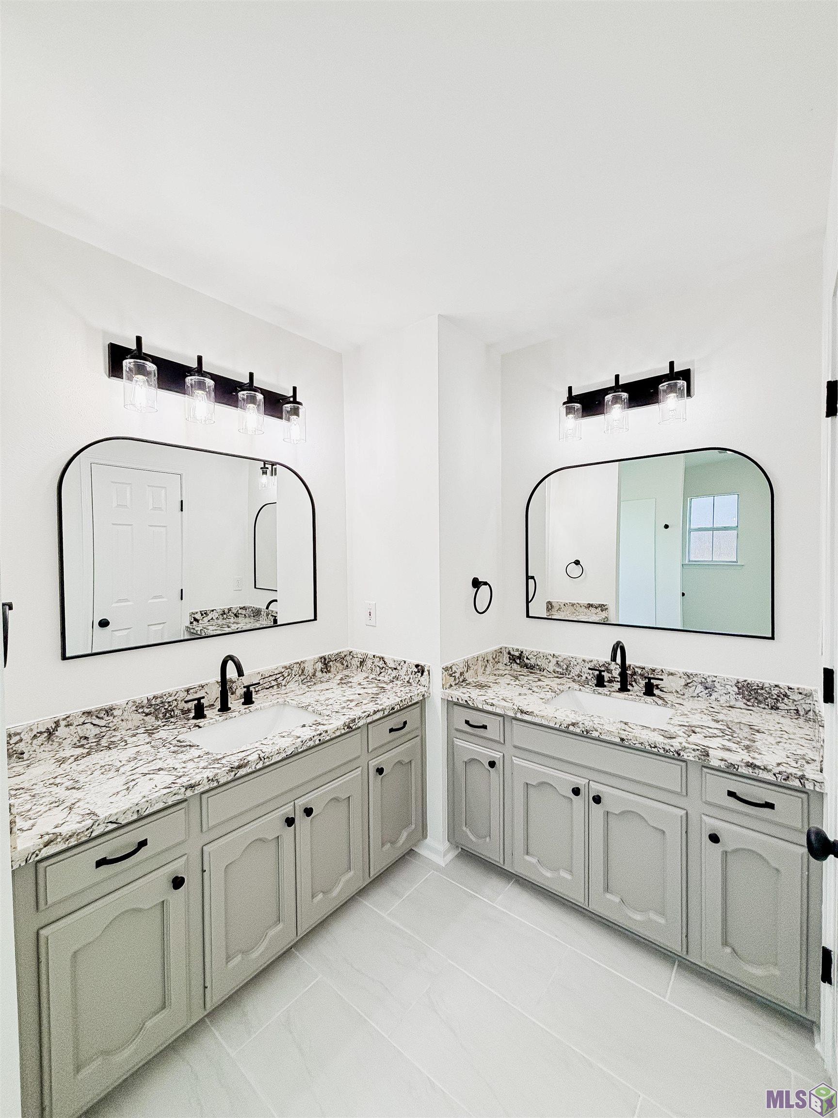 14189 Troy Duplessis Road Gonzales, LA 70737 - Photo 12 of 19