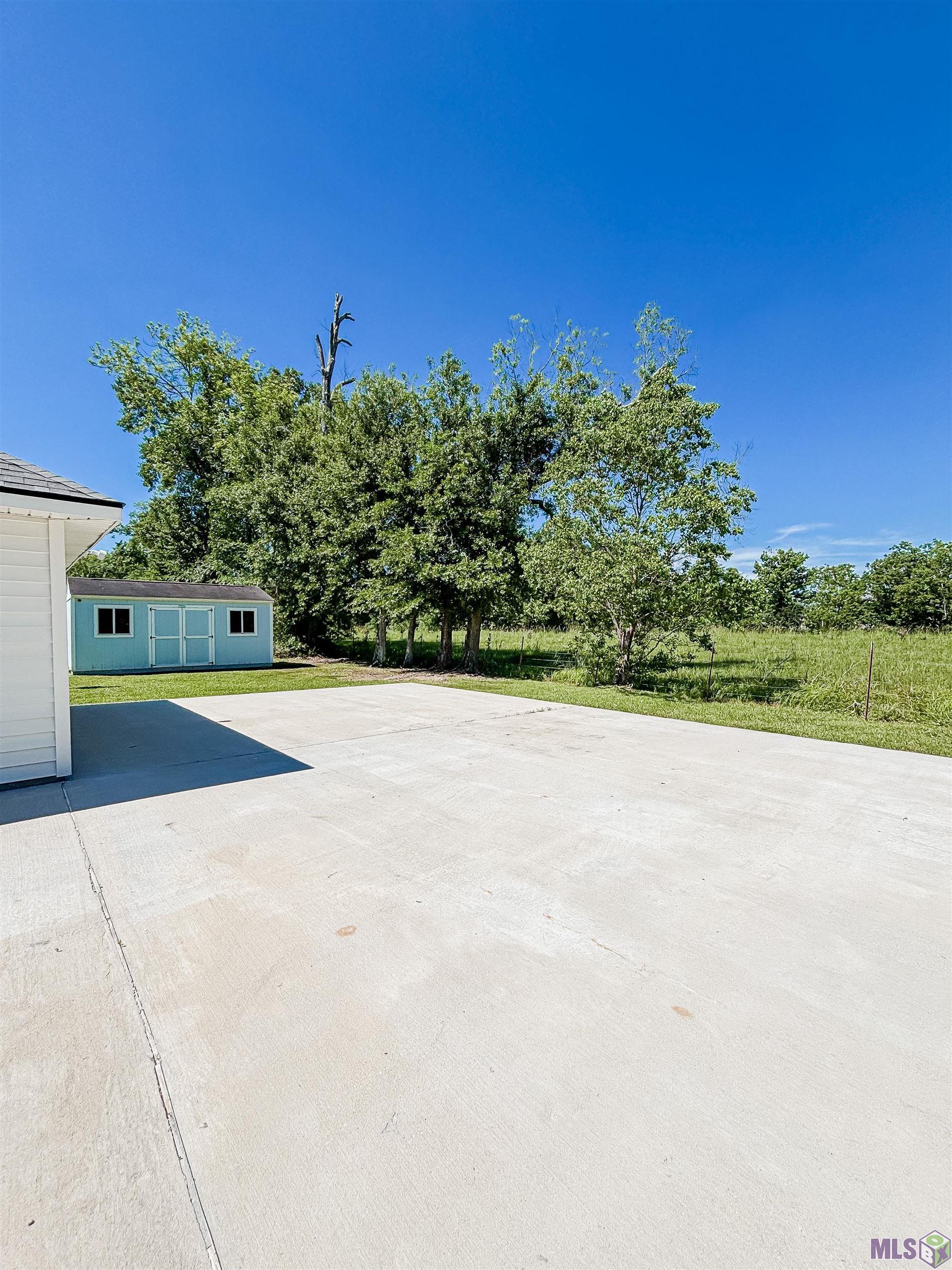 14189 Troy Duplessis Road Gonzales, LA 70737 - Photo 16 of 19
