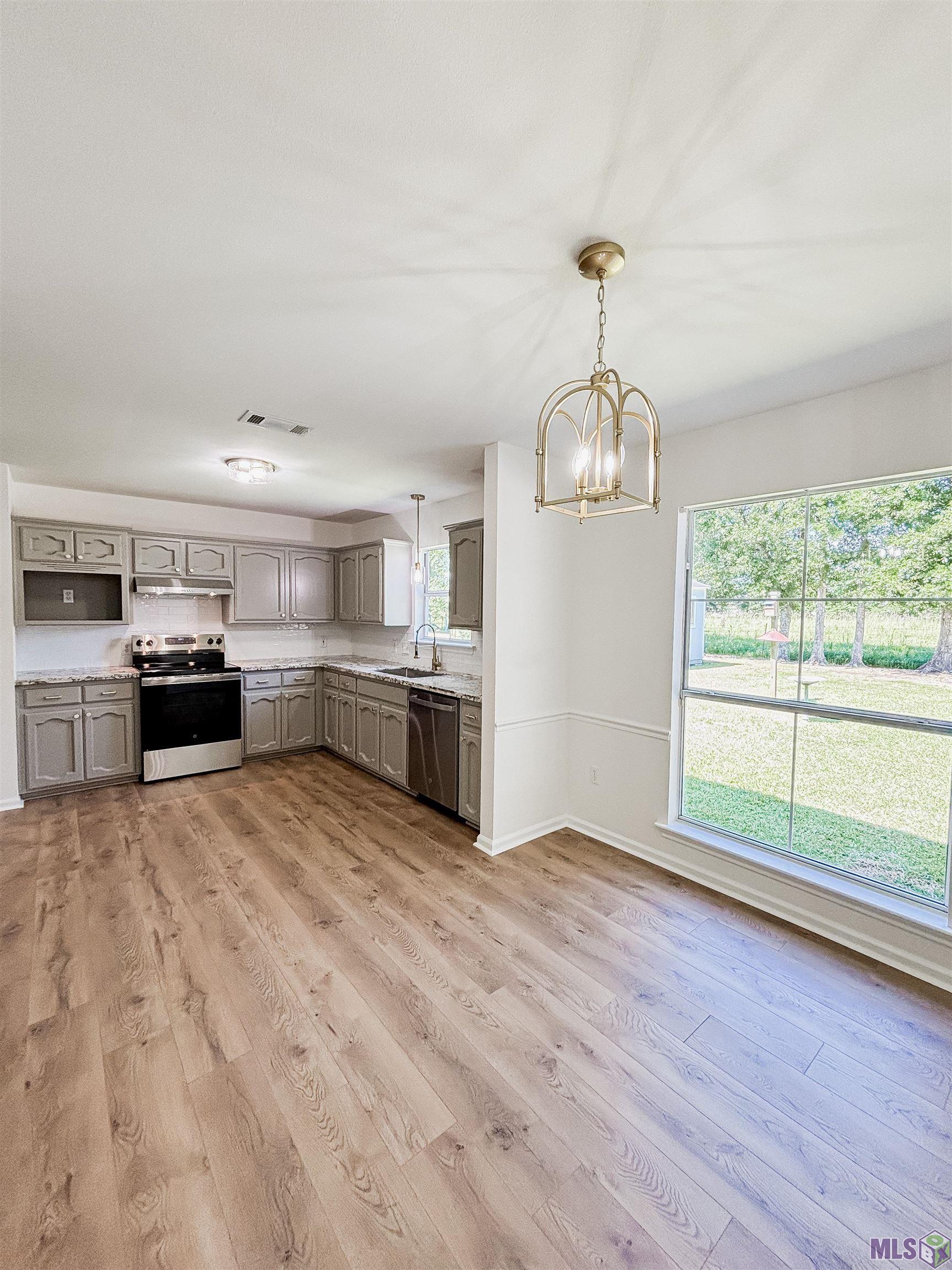 14189 Troy Duplessis Road Gonzales, LA 70737 - Photo 3 of 19