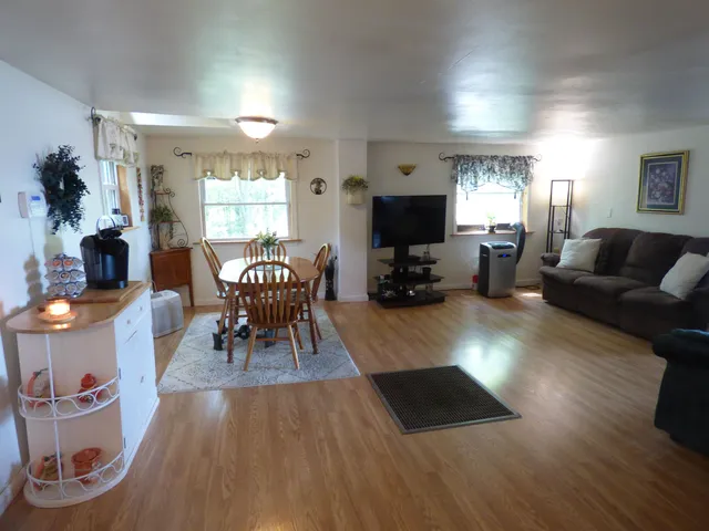 $499,000 | 570 Lapan Road, St. Albans Town, VT 05488