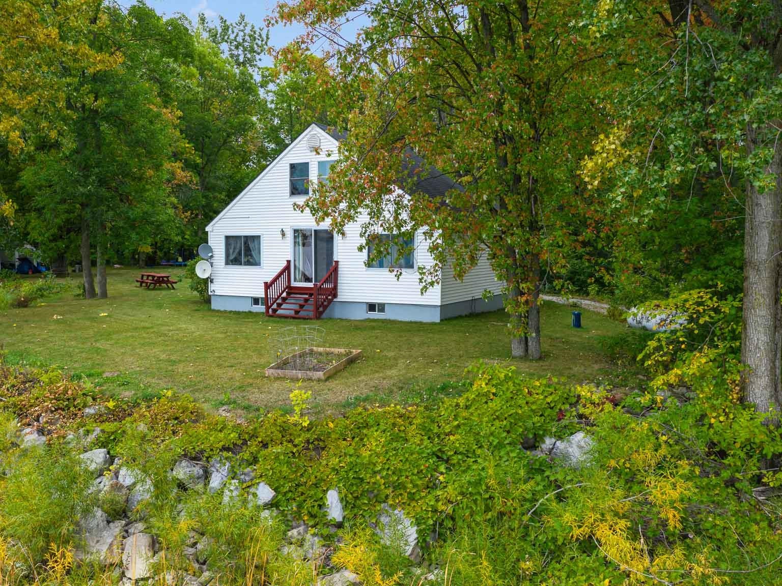 570 Lapan Road St. Albans Town, VT 05488 - Photo 2 of 38