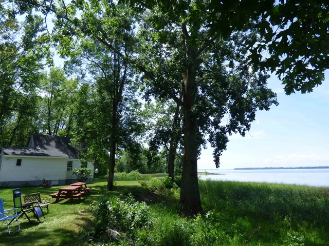 $499,000 | 570 Lapan Road, St. Albans Town, VT 05488