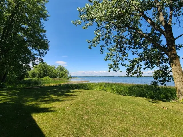 $499,000 | 570 Lapan Road, St. Albans Town, VT 05488