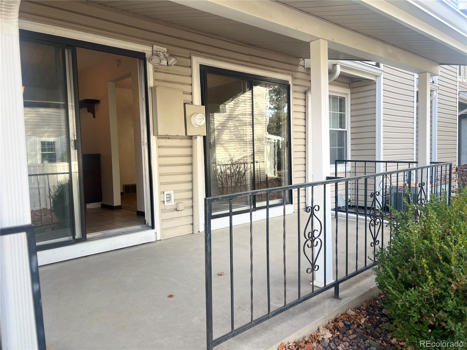 2750 South Heather Gardens Way Aurora, CO 80014 - Photo 11 of 48