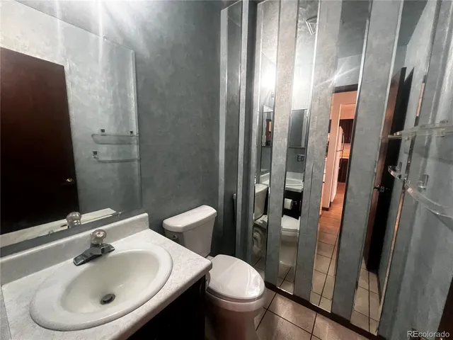 $2,500 | 2750 South Heather Gardens Way, Aurora, CO 80014