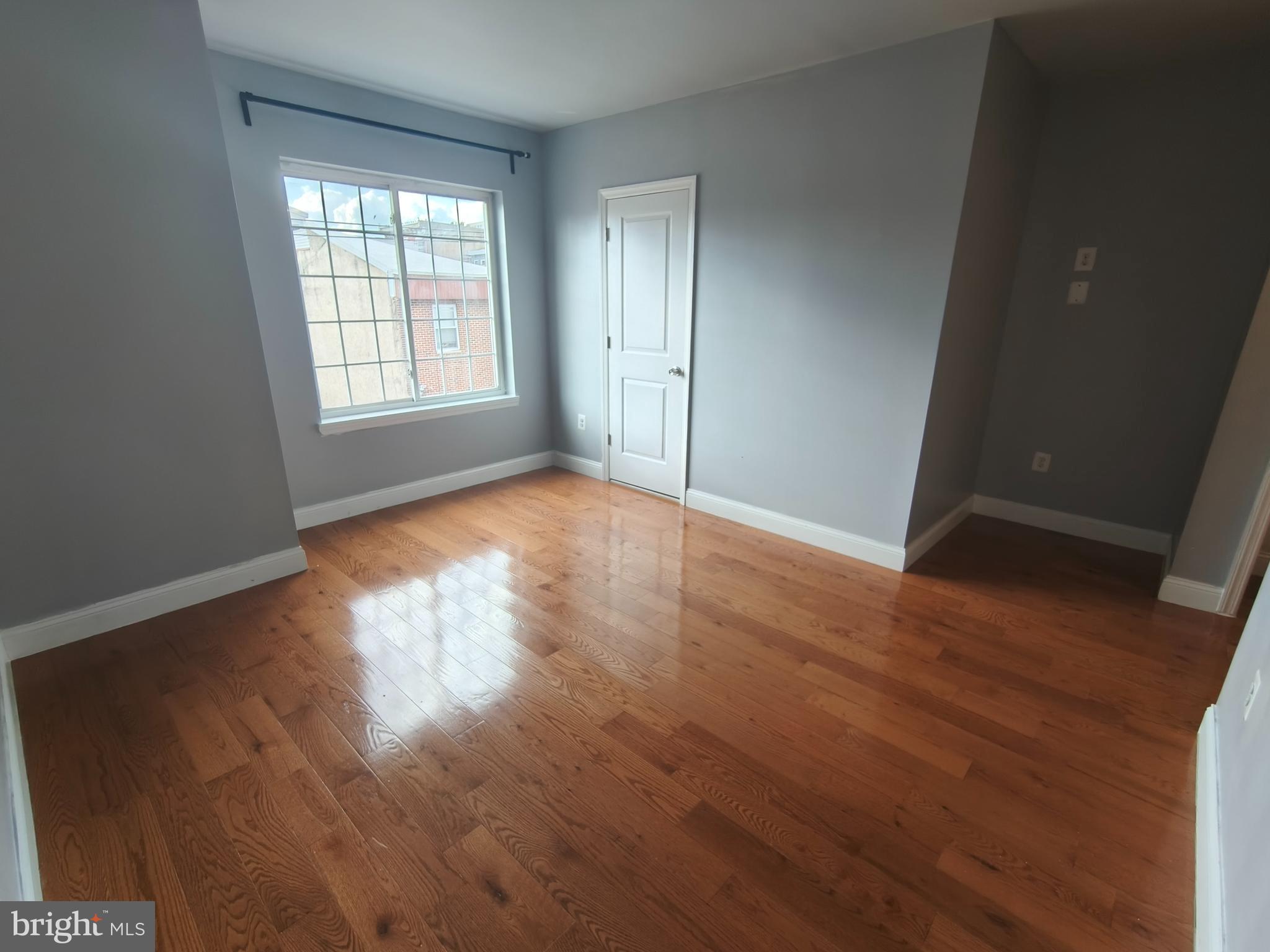 617 North 11th Street, Unit 3F Philadelphia, PA 19123 - Photo 15 of 19