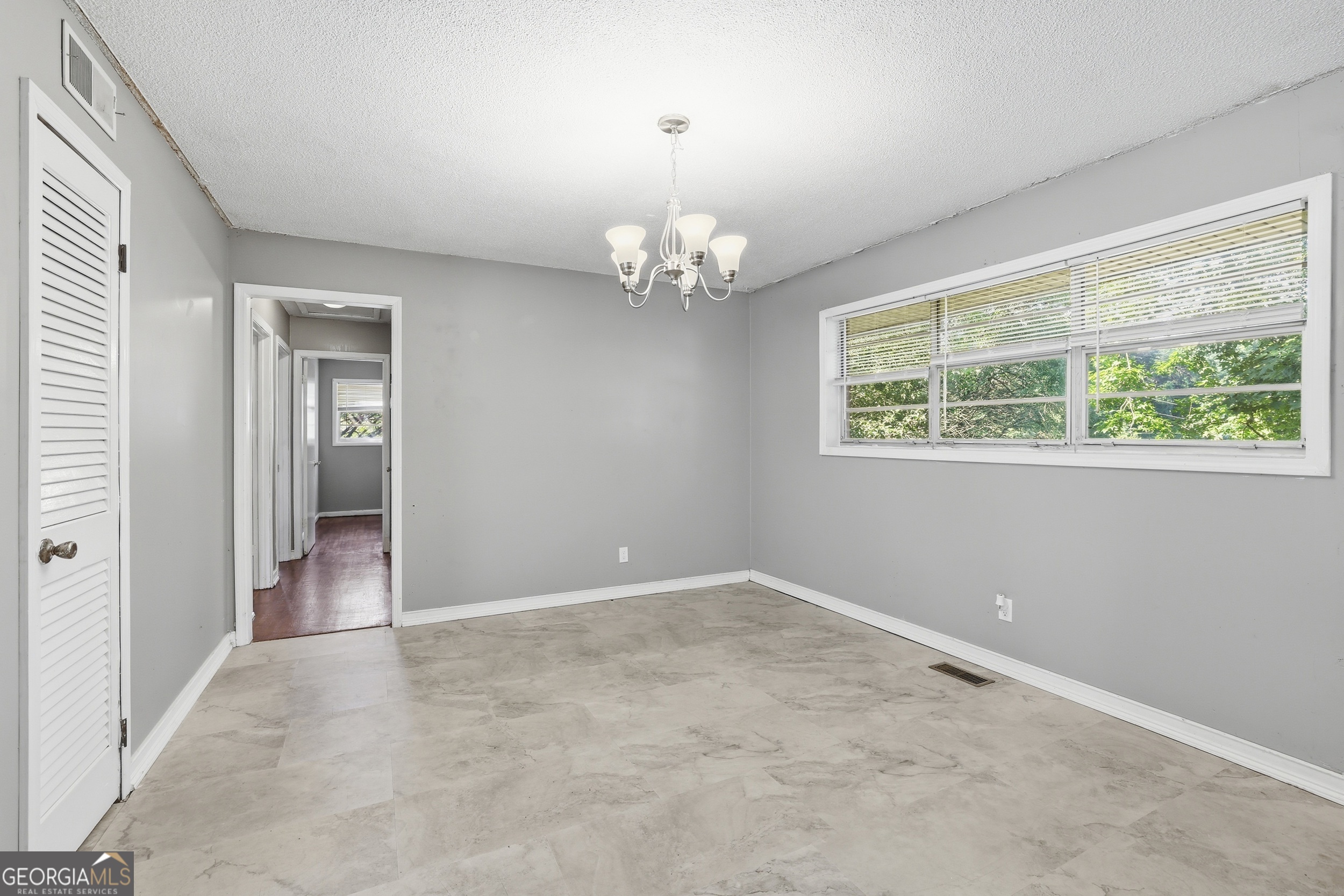 41 Poplar Way Toccoa, GA 30577 - Photo 11 of 32