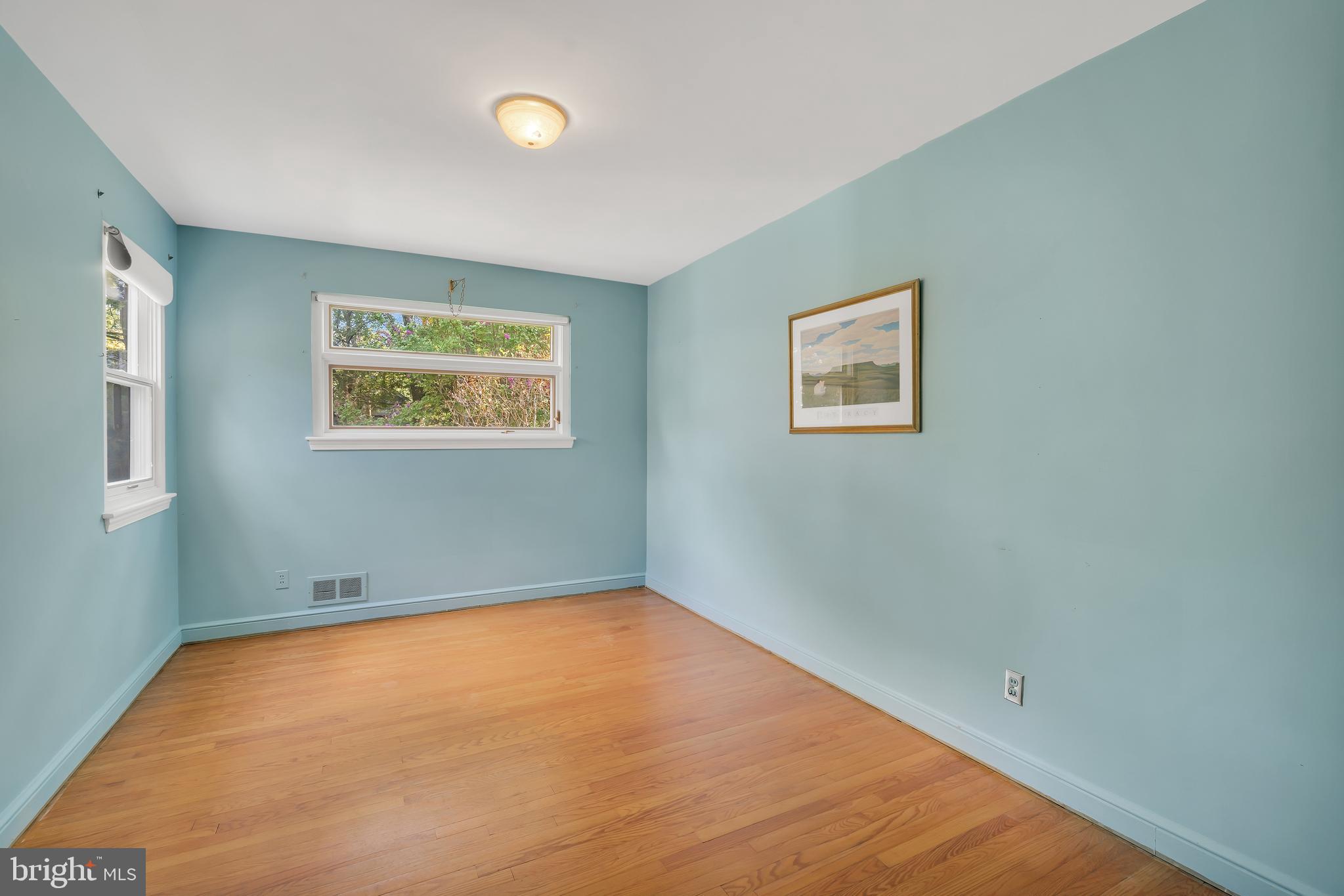 5523 Trent Street Chevy Chase, MD 20815 - Photo 16 of 42 Second Bedroom