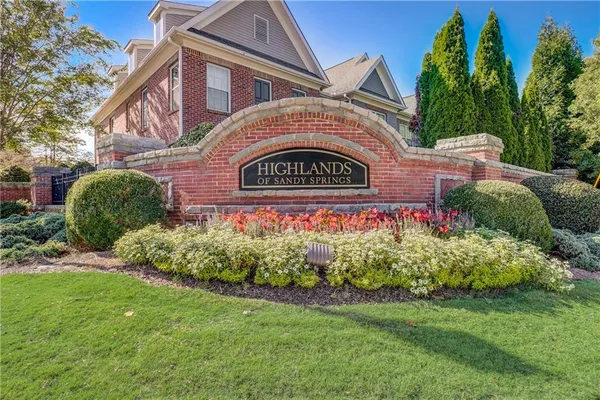 $489,000 | 7215 Highland Bluff, Unit 2, Atlanta, GA 30328
