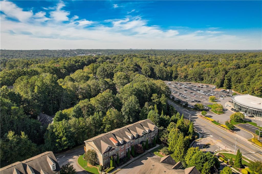 7215 Highland Bluff, Unit 2 Atlanta, GA 30328 - Photo 35 of 44