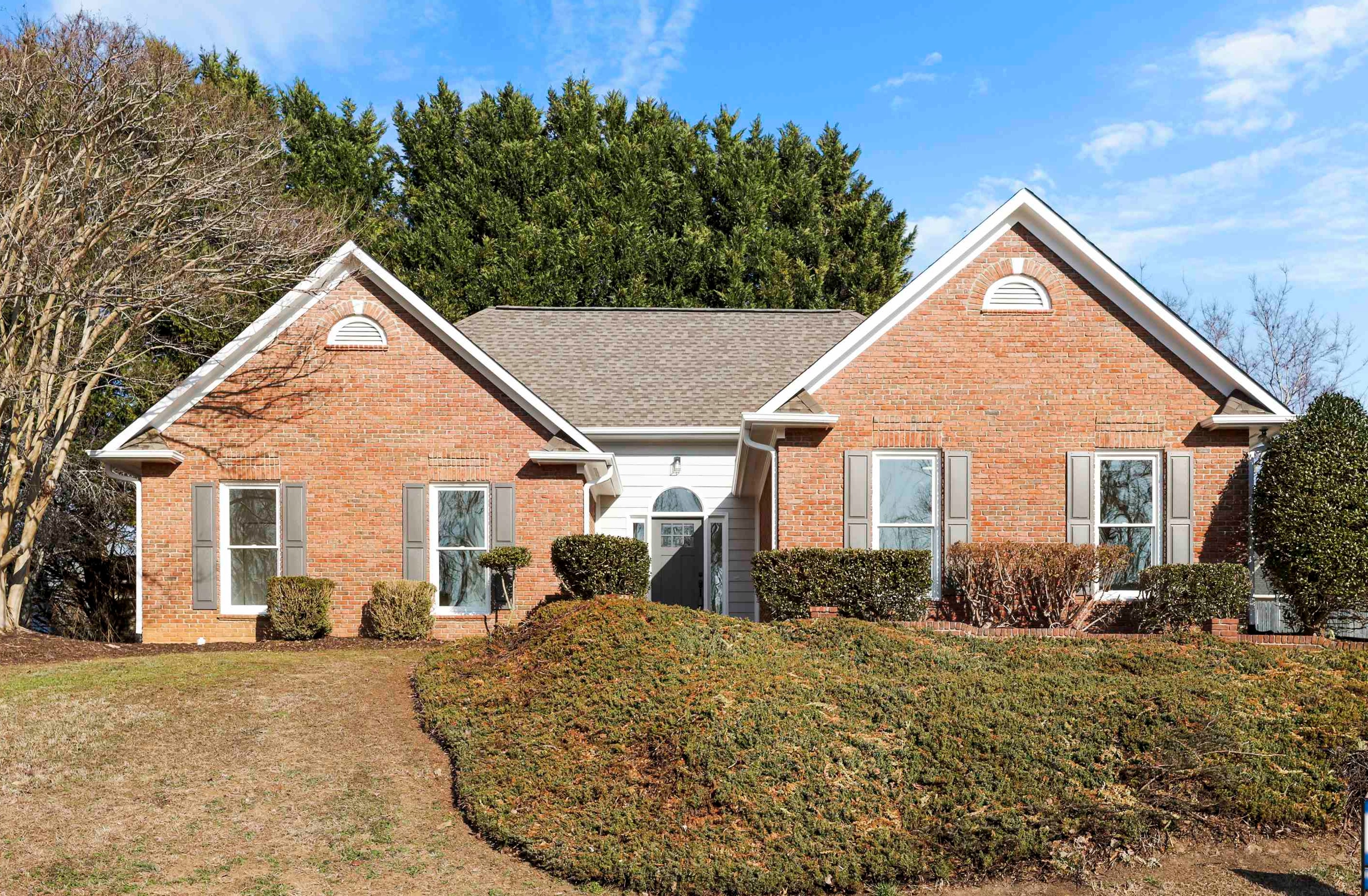 225 Georgetown Court Moore, SC 29369 - Photo 1 of 45