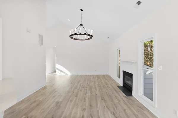 $284,900 | 225 Georgetown Court, Moore, SC 29369