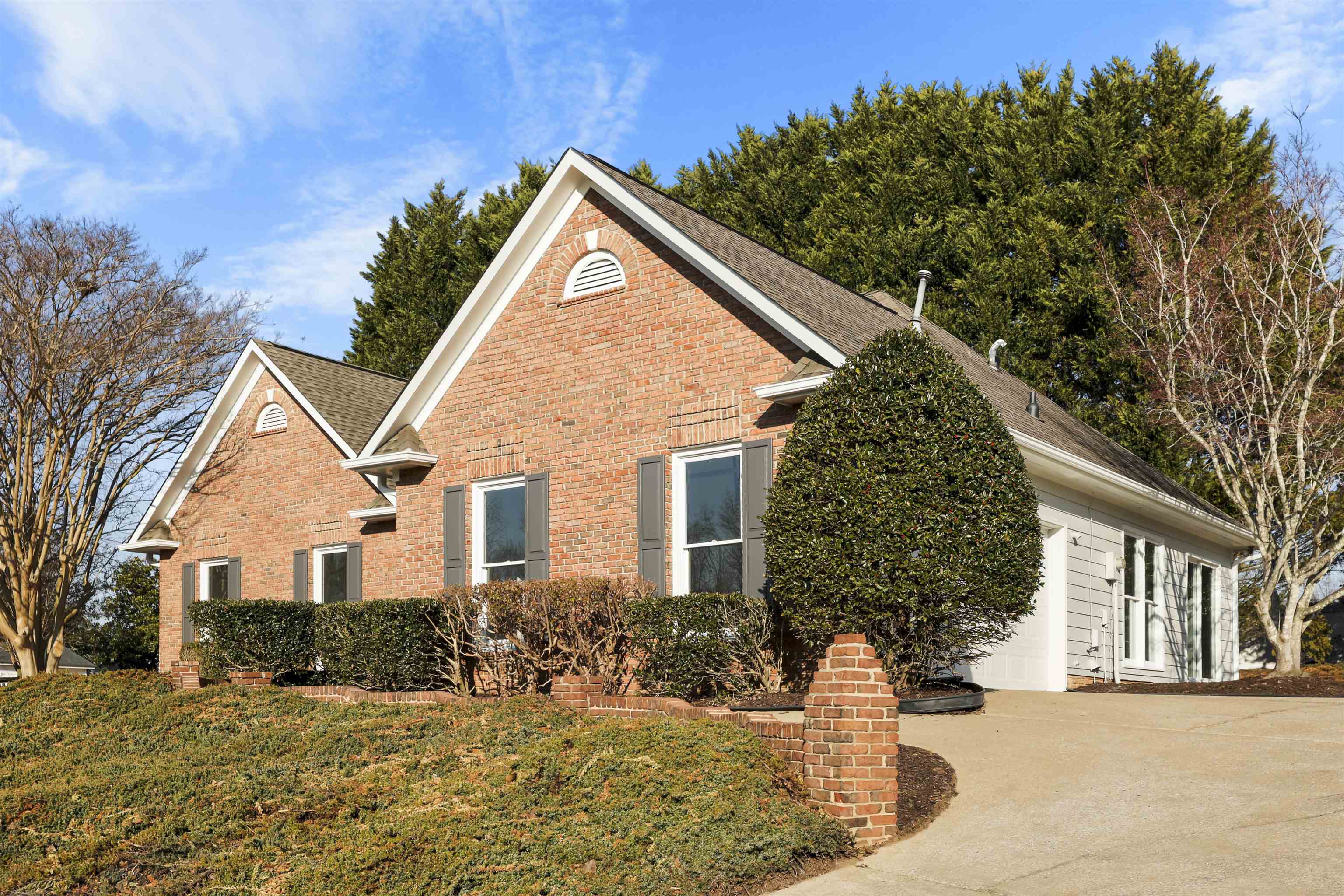 225 Georgetown Court Moore, SC 29369 - Photo 2 of 45