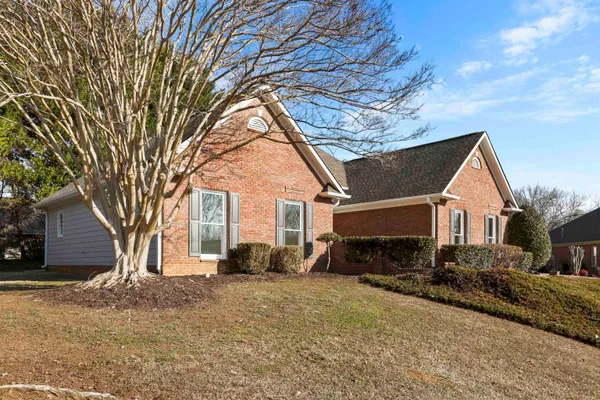 $284,900 | 225 Georgetown Court, Moore, SC 29369