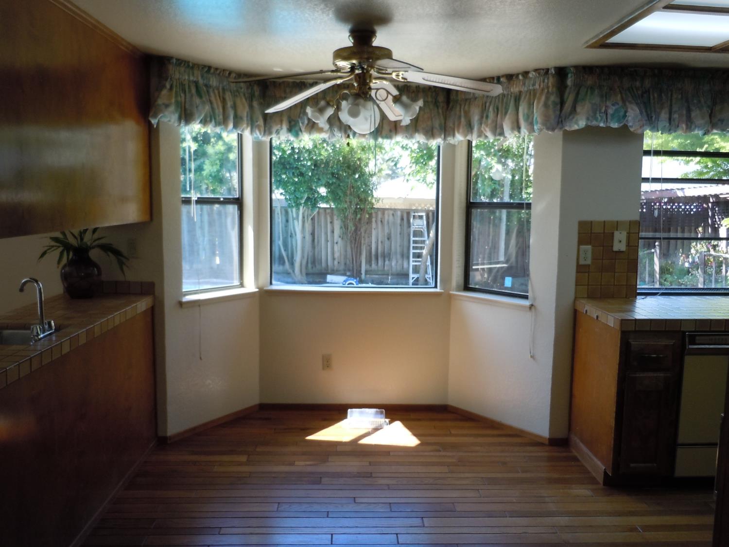 642 Aberdeen Way Milpitas, CA 95035 - Photo 11 of 57