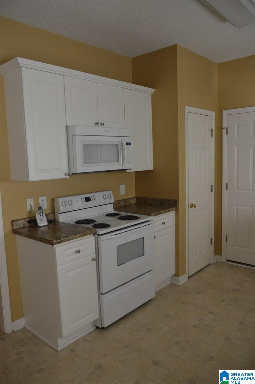 1648 Oliver Road Leeds, AL 35094 - Photo 10 of 20