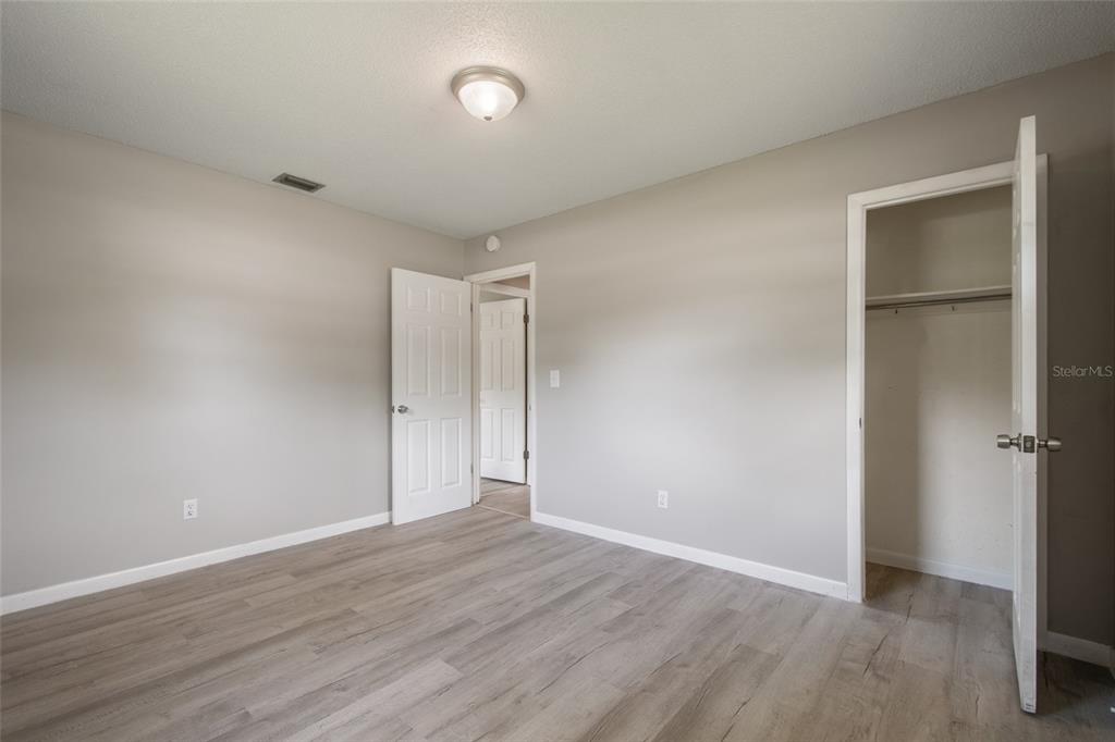 111 Amigos Road DeBary, FL 32713 - Photo 21 of 29