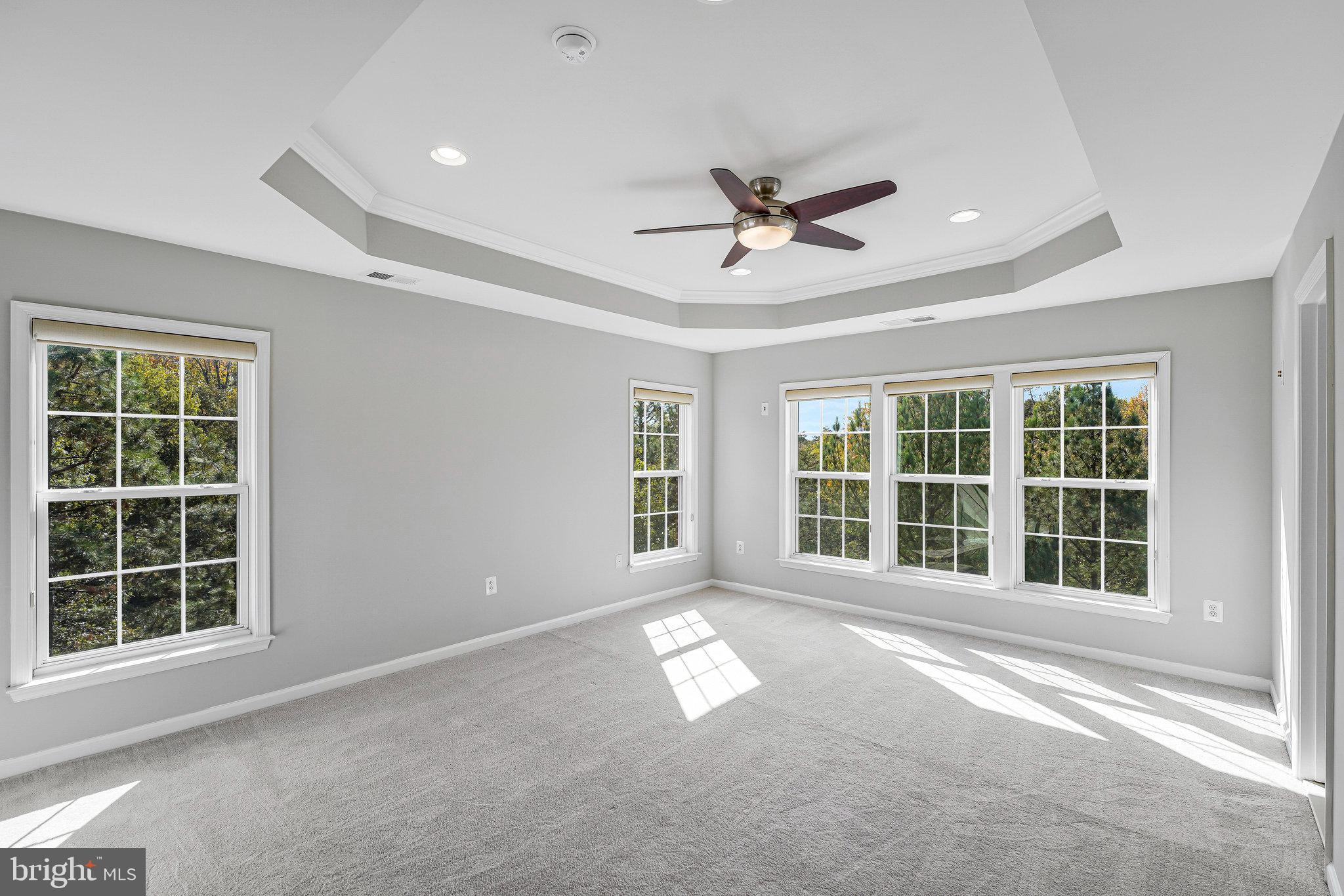 2478 Silk Court Herndon, VA 20171 - Photo 15 of 32 a view of an empty room with a window