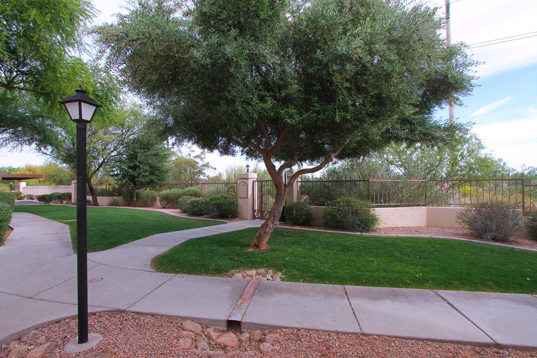 2550 East River Road, Unit 15302 Tucson, AZ 85718 - Photo 19 of 22