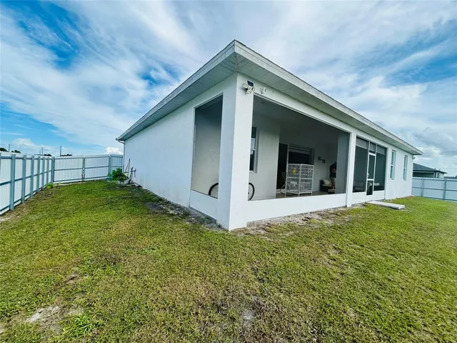 $329,999 | 1045 Naples Street, LaBelle, FL 33935