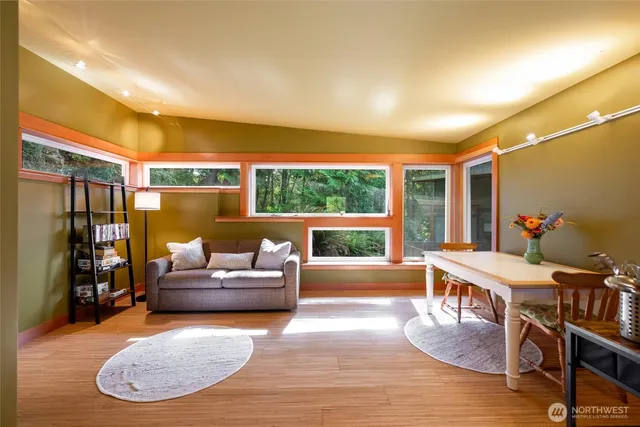 $1,250,000 | 2591 Taft Drive, Lummi Island, WA 98262