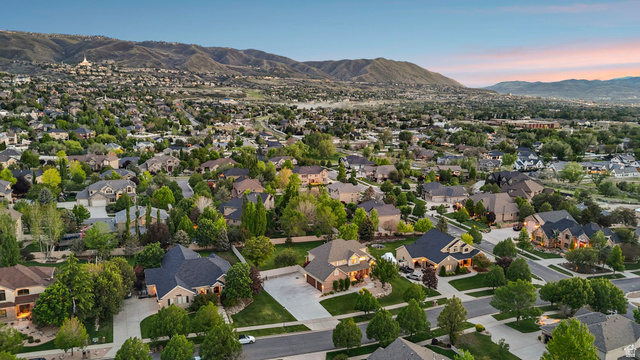 1712 Somerset Ridge Drive Draper, UT 84020 - Photo 75 of 76 Aerial perspective showcasing a residential area with varied home styles and mature landscaping