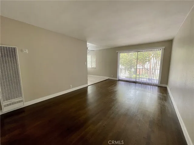$1,945 | 2309 Cedar Avenue, Long Beach, CA 90806