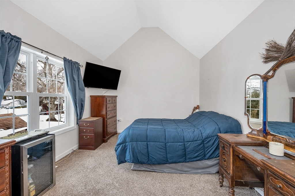 115 Acropolis Road Lowell, MA 01854 - Photo 21 of 31