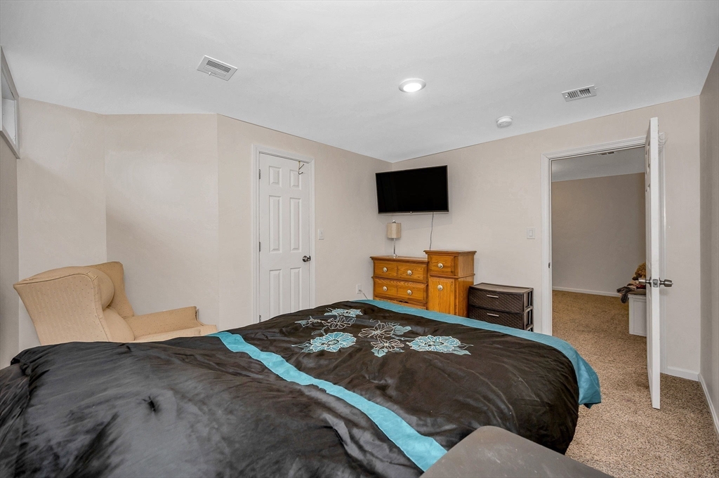 115 Acropolis Road Lowell, MA 01854 - Photo 26 of 31