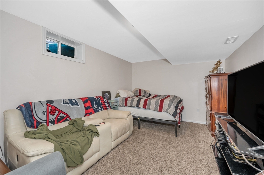 115 Acropolis Road Lowell, MA 01854 - Photo 27 of 31