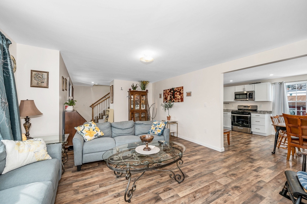 115 Acropolis Road Lowell, MA 01854 - Photo 7 of 31