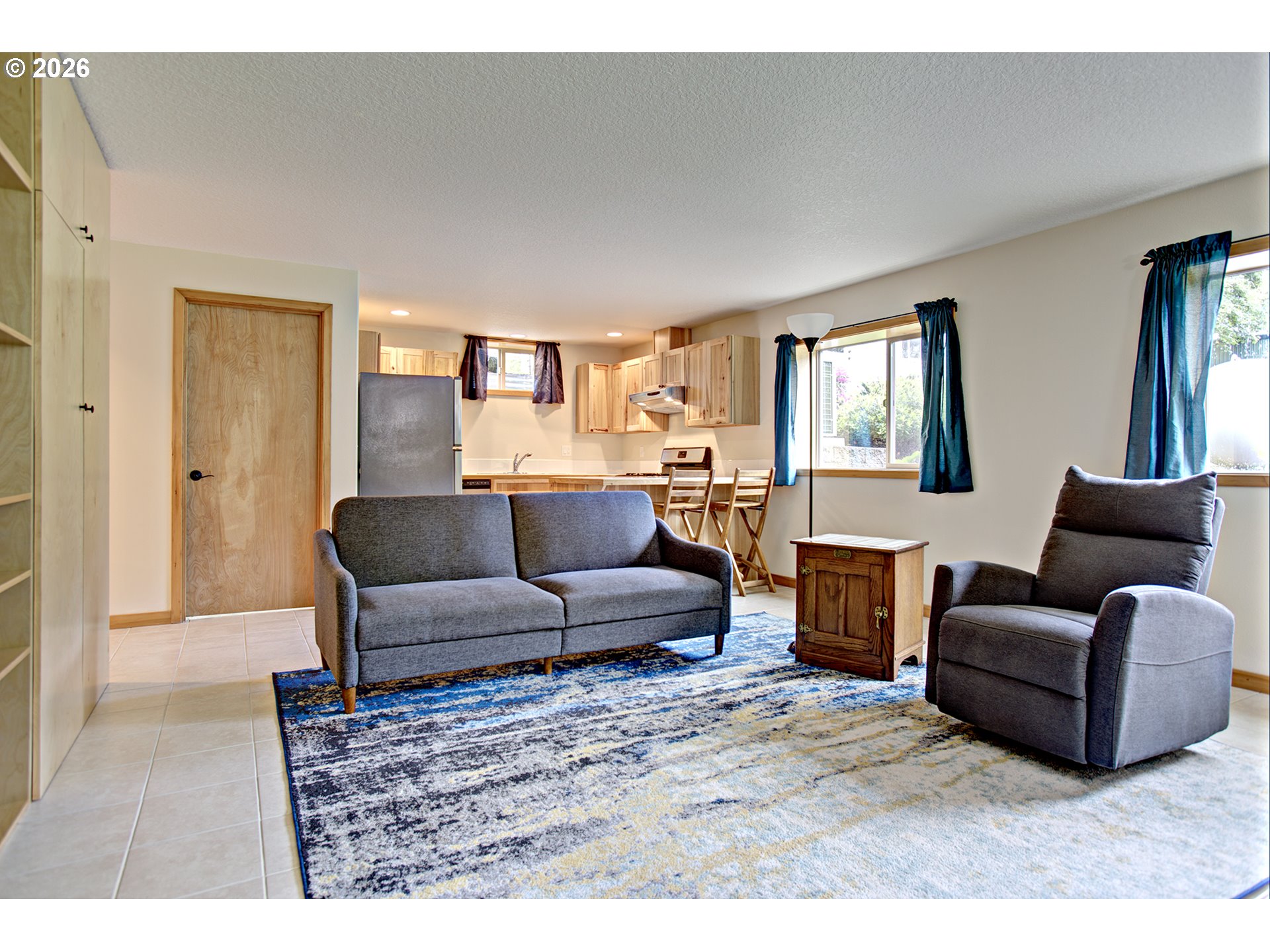 60300 Rays Way St. Helens, OR 97051 - Photo 25 of 41 a living room with furniture and a couch