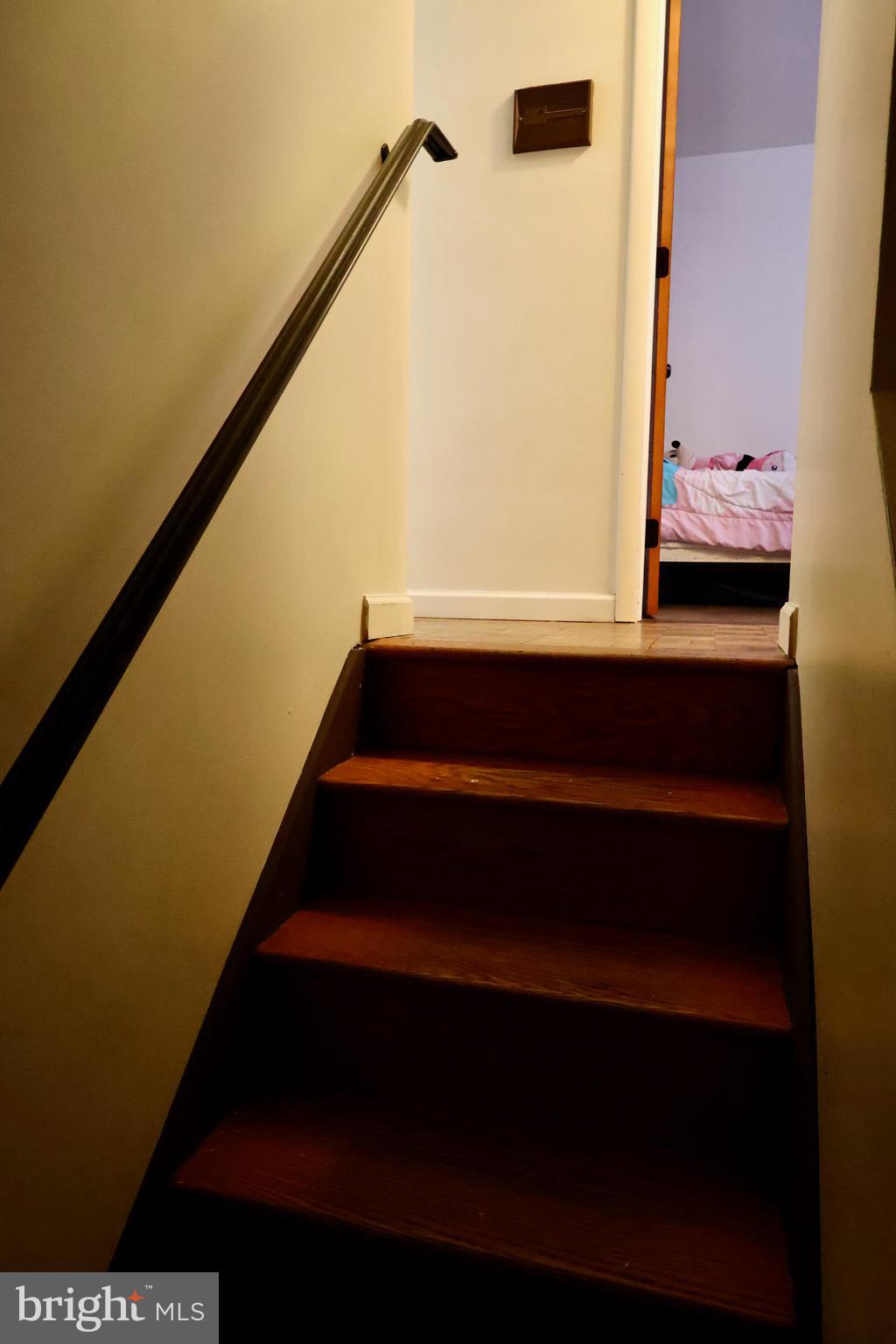 1239 Wabank Road Lancaster, PA 17603 - Photo 12 of 31 a view of entryway