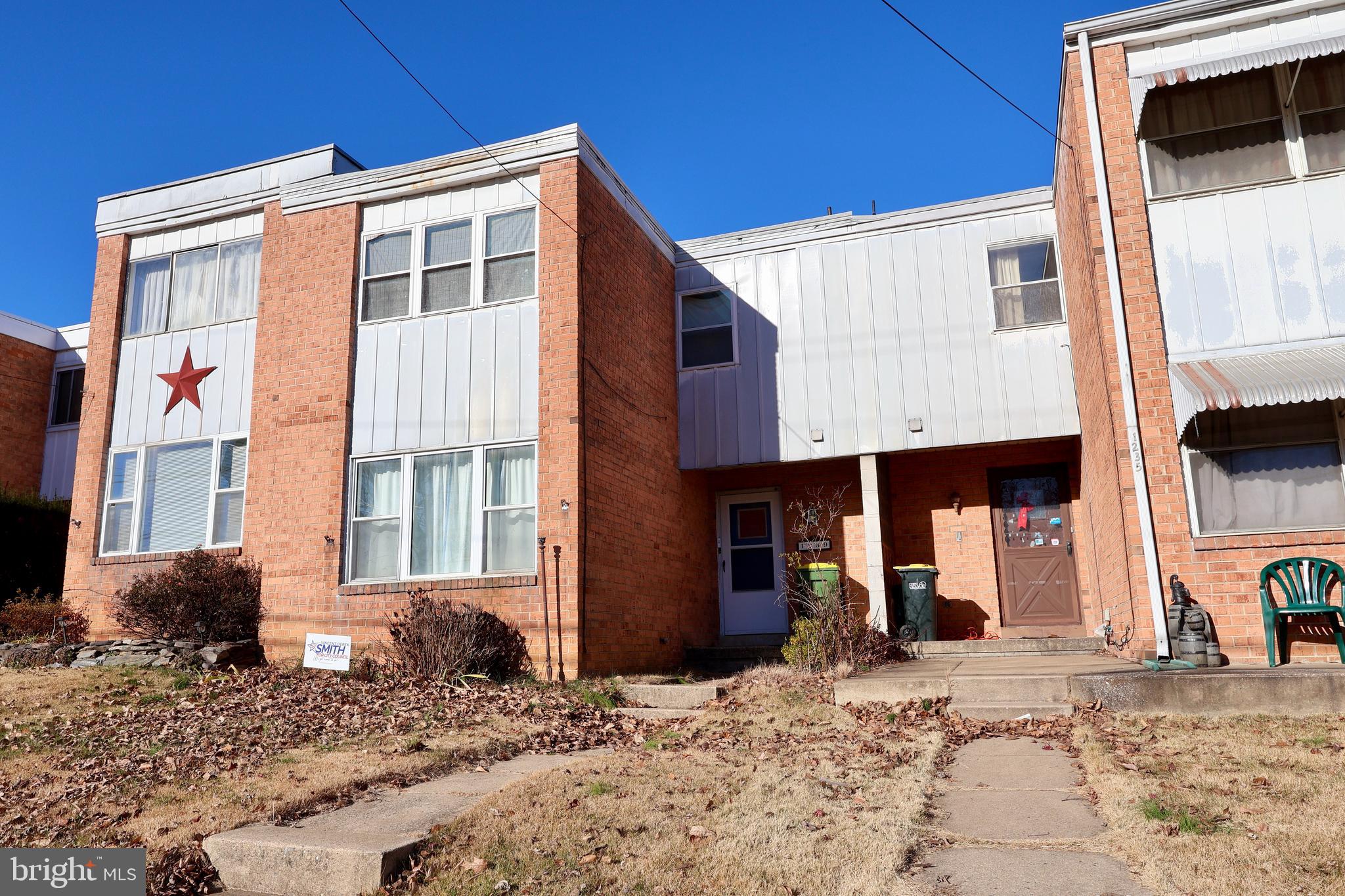 1239 Wabank Road Lancaster, PA 17603 - Photo 27 of 31 a front view of a house with a yard