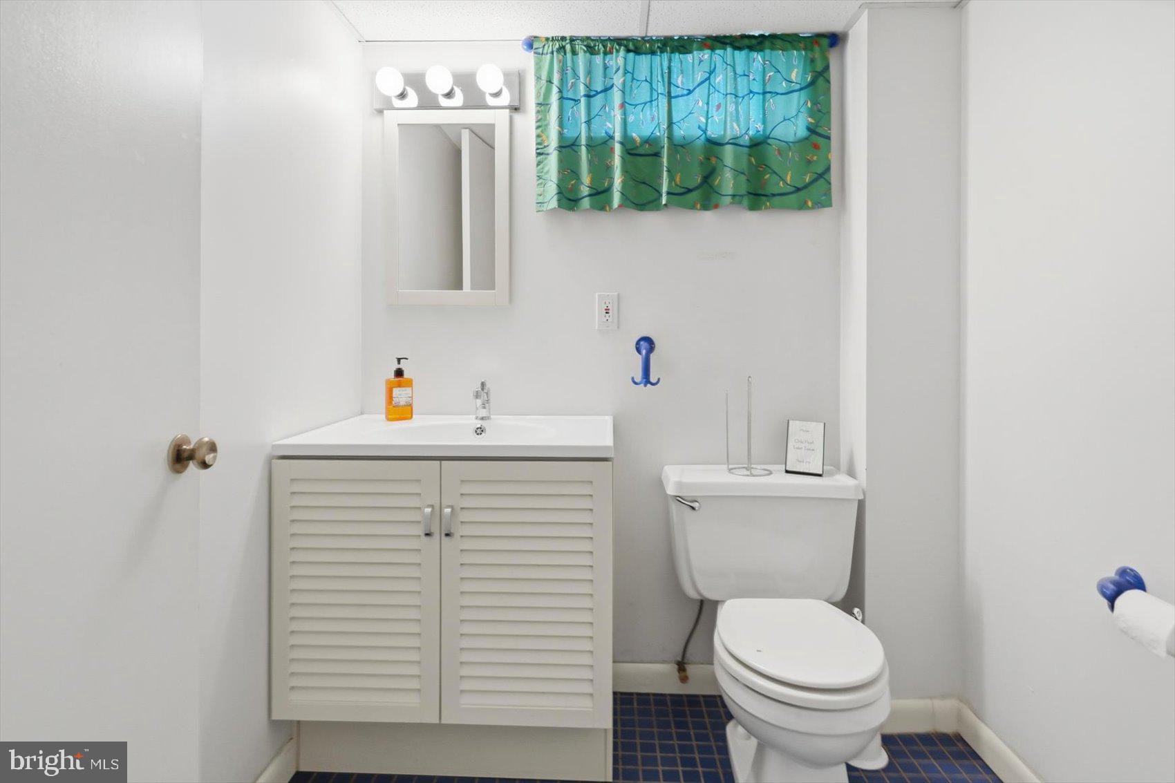 2703 Steele Road Baltimore, MD 21209 - Photo 19 of 34