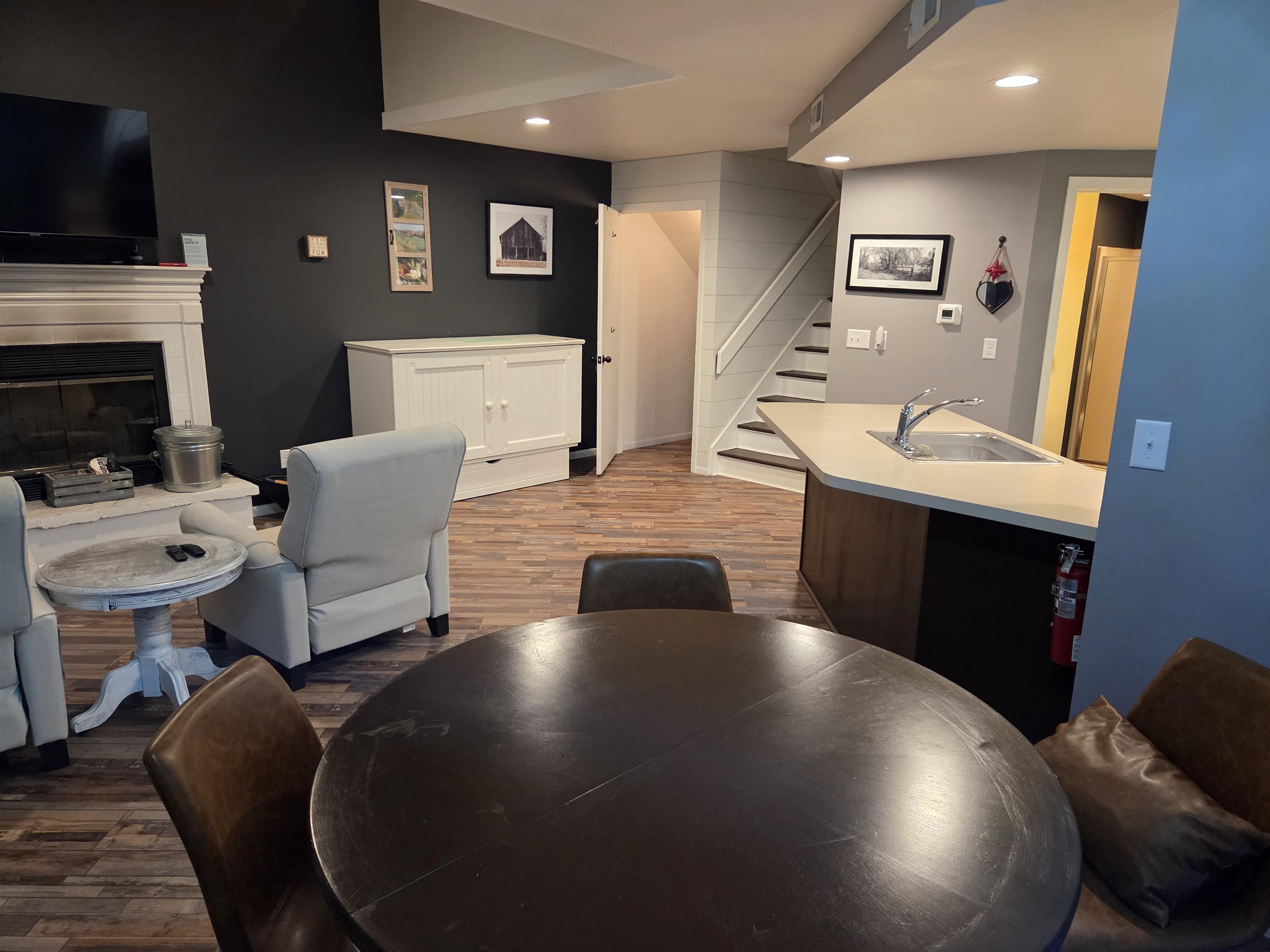 107 East Point Drive Galena, IL 61036 - Photo 8 of 23