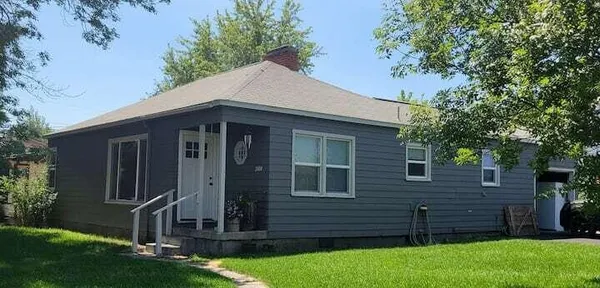 $299,900 | 2406 Gettle Street, Klamath Falls, OR 97603