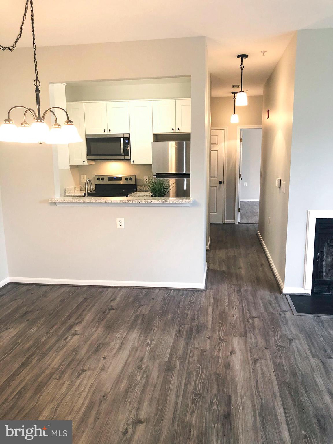 603 Forest Walk Lane, Unit 101 Odenton, MD 21113 - Photo 5 of 22