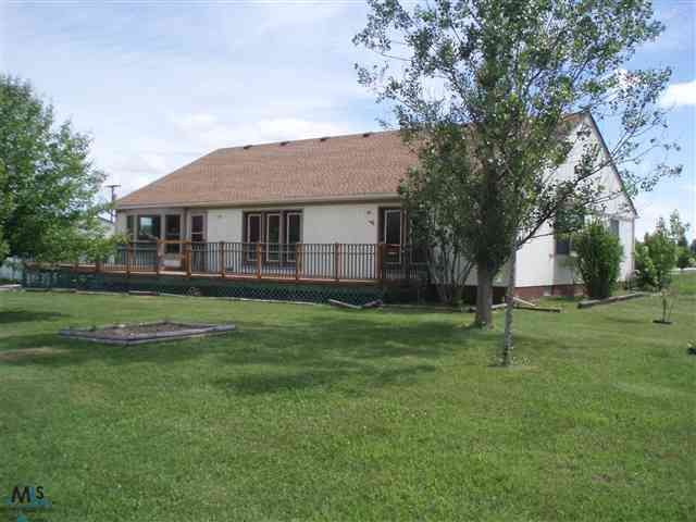 1610 Wadhams Road St. Clair, MI 48079 - Photo 7 of 30 31105157-6.JPG