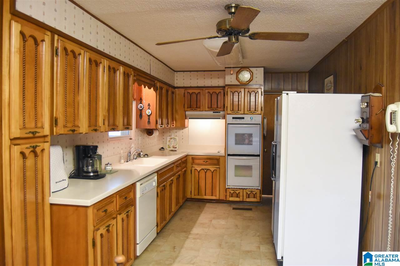 688 Bynum Cut Off Road Anniston, AL 36201 - Photo 4 of 39