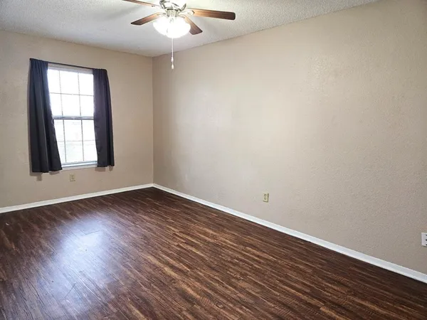$1,175 | 6321 Richland Plaza Drive, Unit D, North Richland Hills, TX 76180