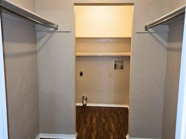 $1,175 | 6321 Richland Plaza Drive, Unit D, North Richland Hills, TX 76180