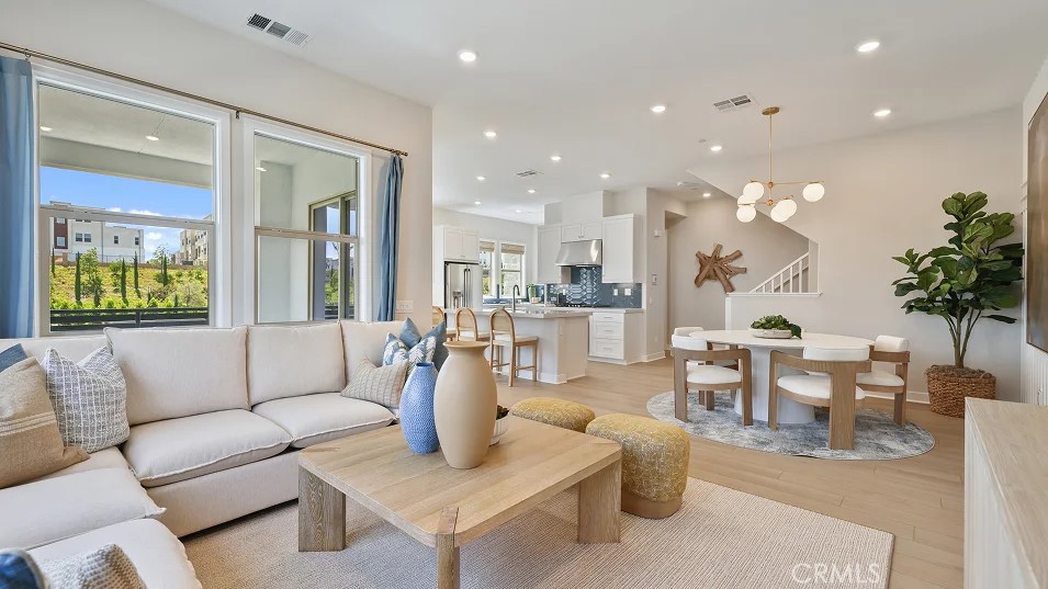 925 Walnut Terrace Montebello, CA 90640 - Photo 11 of 33 a living room with furniture and a large window